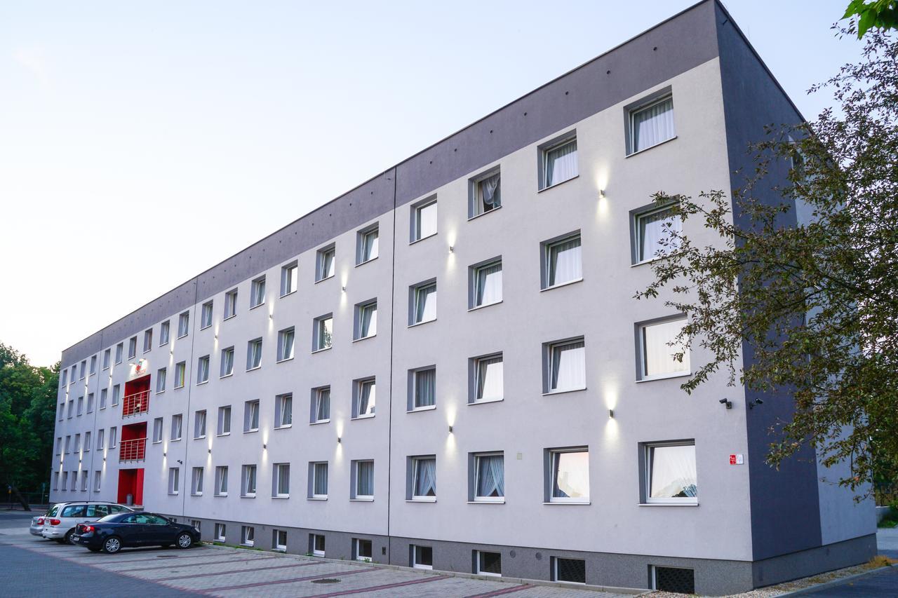 Zgoda Kompleks Hotelarski Świętochłowice 外观 照片