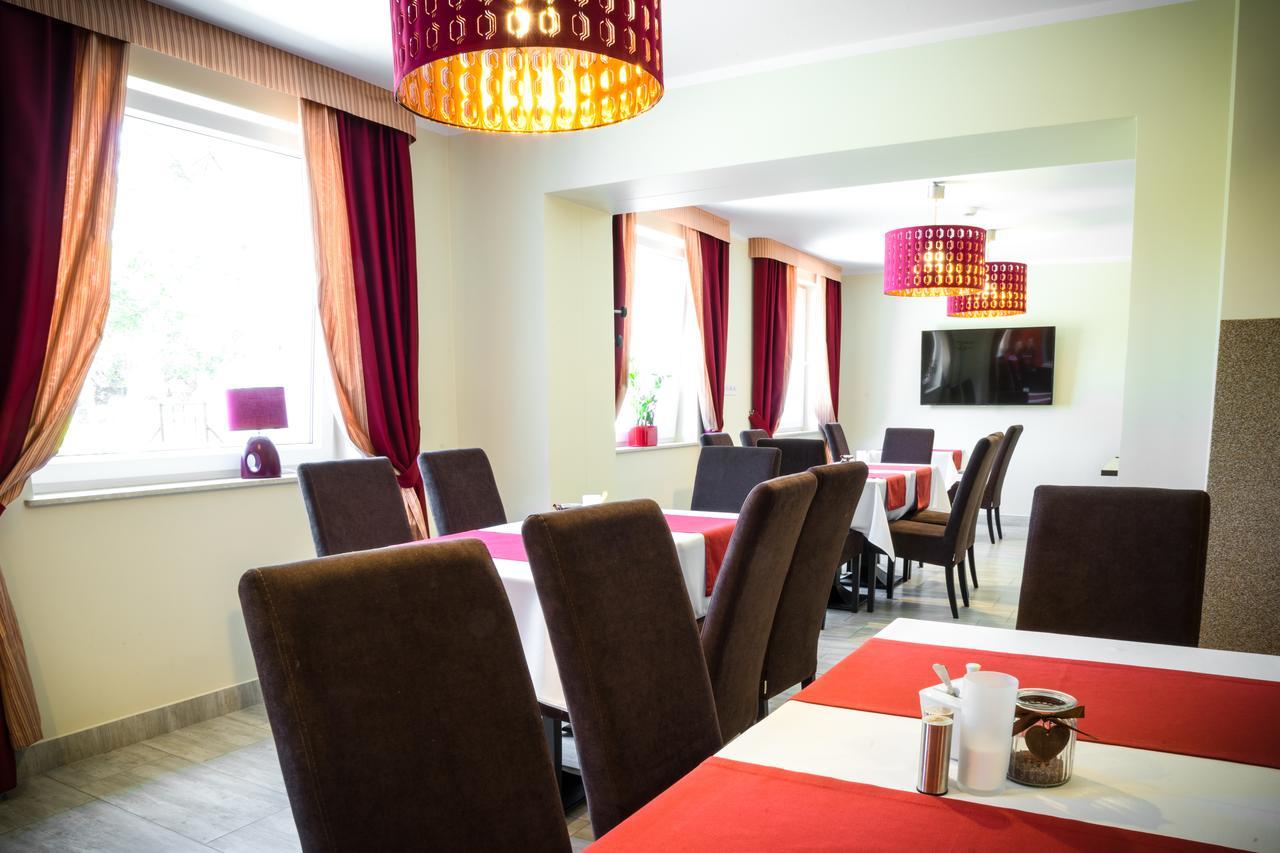 Zgoda Kompleks Hotelarski Świętochłowice 外观 照片