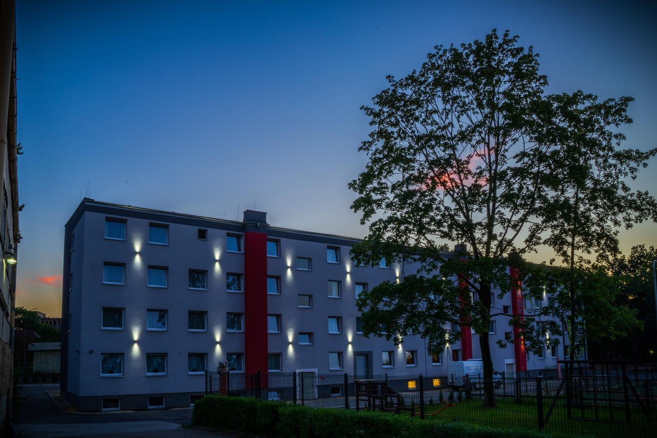 Zgoda Kompleks Hotelarski Świętochłowice 外观 照片